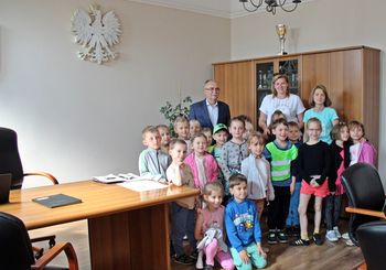 Ilustracja artykułu: Przedszkolaki w Urzędzie Miasta